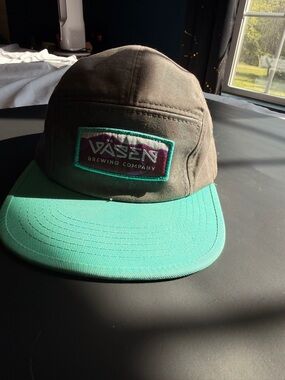 Vasen Brewing Company Two-Tone Camp Hat - Teal Brim